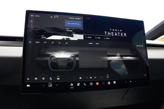 2024 Tesla Cybertruck