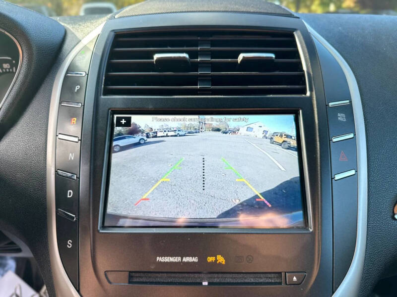 2017 Lincoln MKC Select