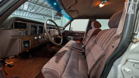 1988 Lincoln Town Car