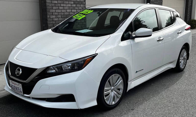 2019 Nissan LEAF S