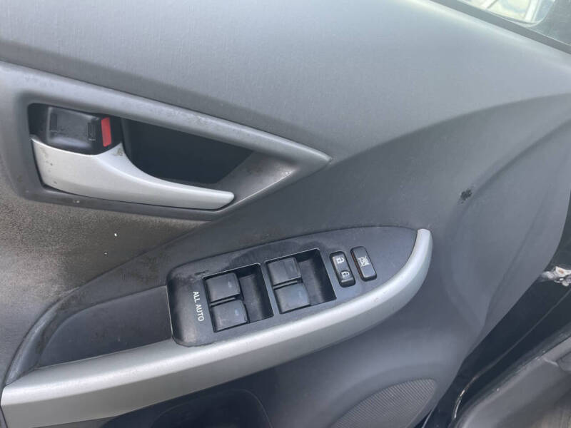 2011 Toyota Prius Two