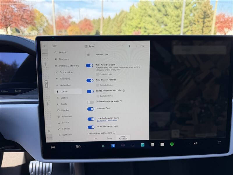 2021 Tesla Model S Plaid