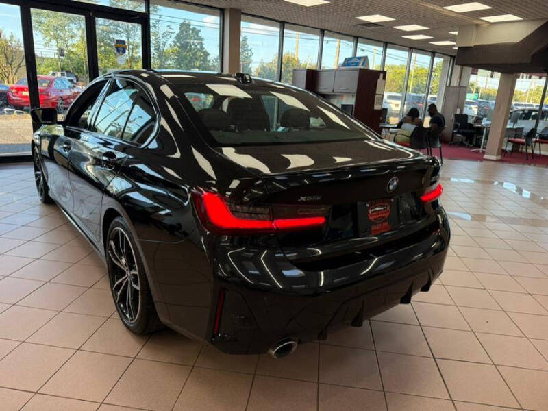 2024 BMW 3 Series 330i xDrive