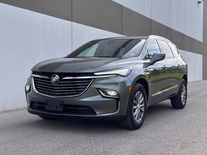 2022 Buick Enclave Essence