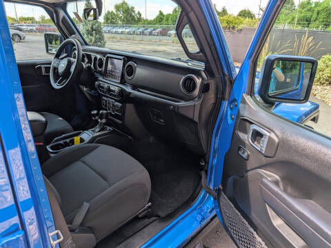 2023 Jeep Gladiator Sport S