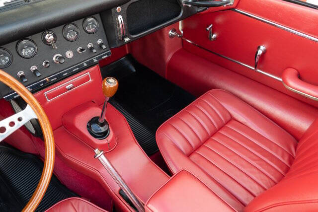 1966 Jaguar E-Type 16