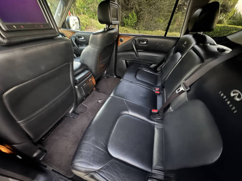 2011 Infiniti QX56