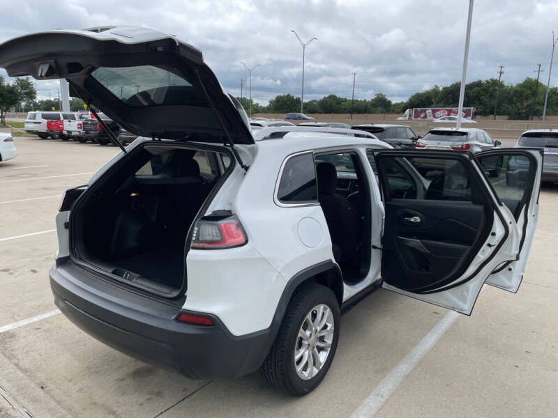 2019 Jeep Cherokee Latitude