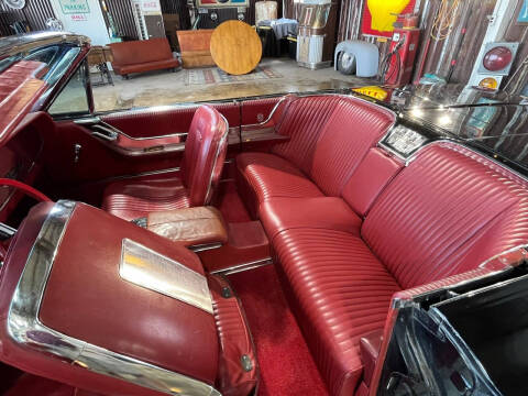 1965 Ford Thunderbird