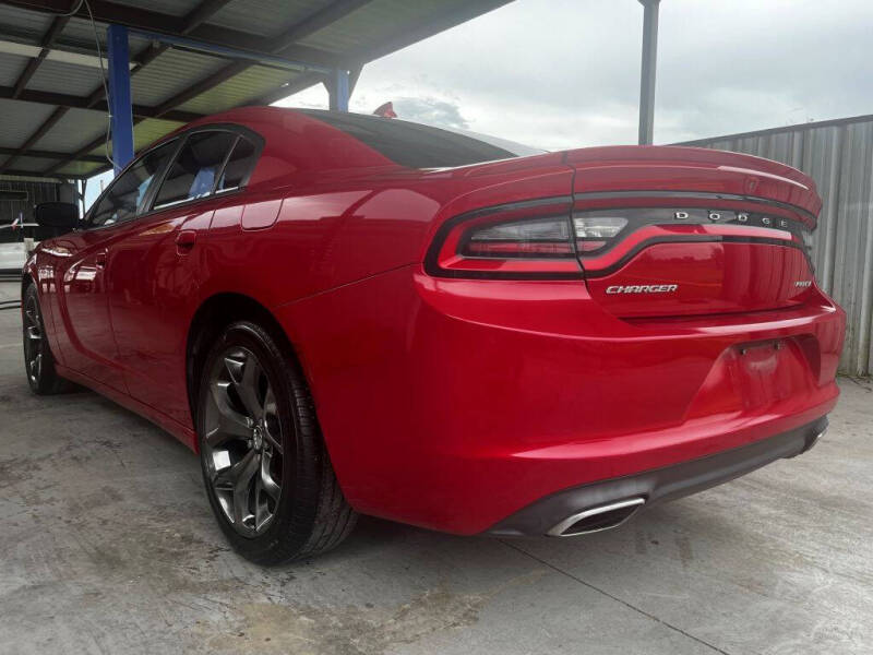 2015 Dodge Charger SXT
