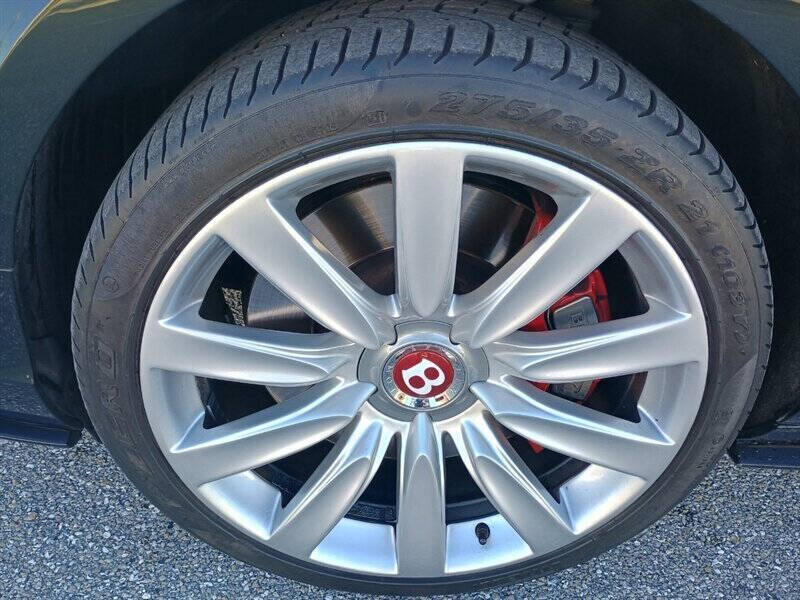 2017 Bentley Continental 32