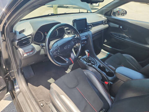 2019 Hyundai Veloster 2.0L Premium