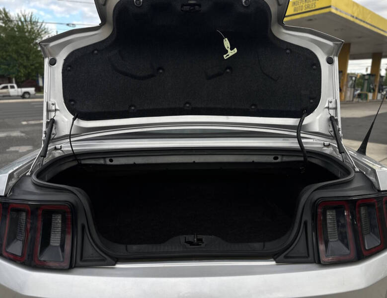 2013 Ford Mustang V6