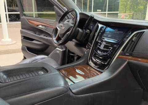 2019 Cadillac Escalade ESV Luxury