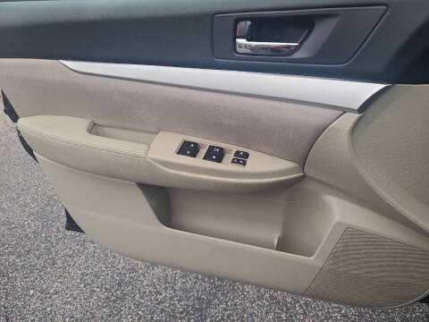 2013 Subaru Outback 2.5i Premium