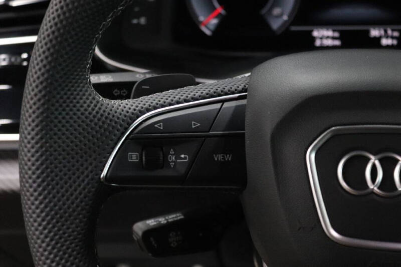 2024 Audi SQ8 4.0T quattro Prestige