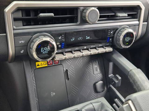 2026 Toyota 4Runner Limited HV
