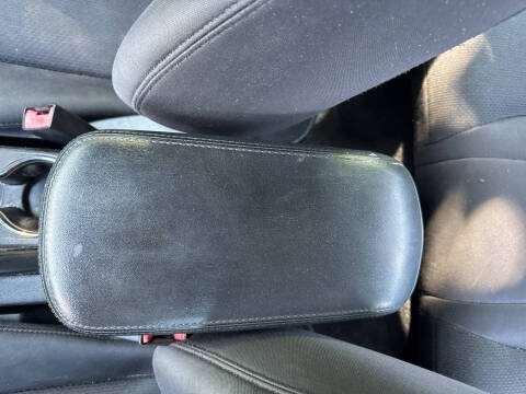 2013 Chrysler 200 LX