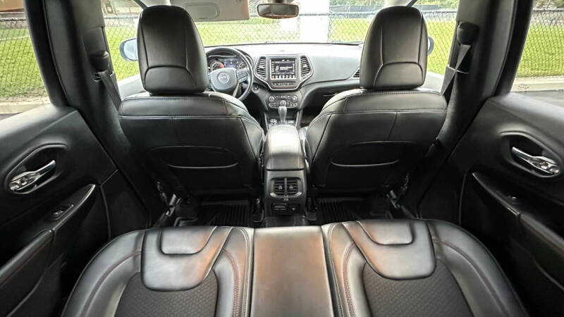 2020 Jeep Cherokee Trailhawk