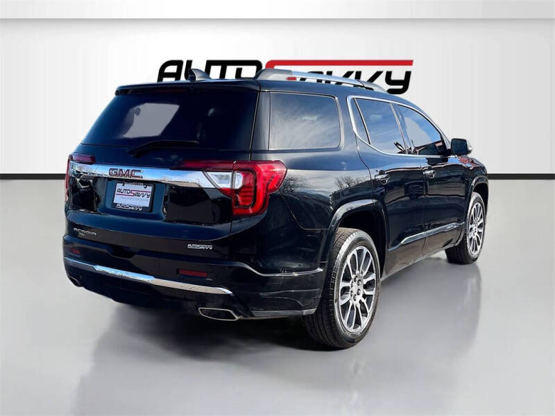 2022 GMC Acadia Denali