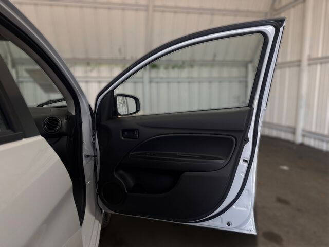 2024 Mitsubishi Mirage G4 ES