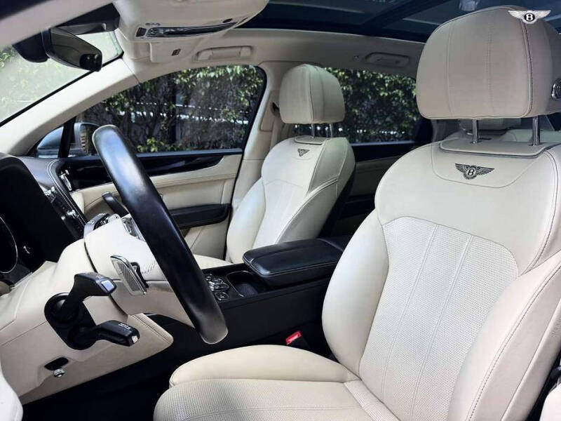 2019 Bentley Bentayga V8