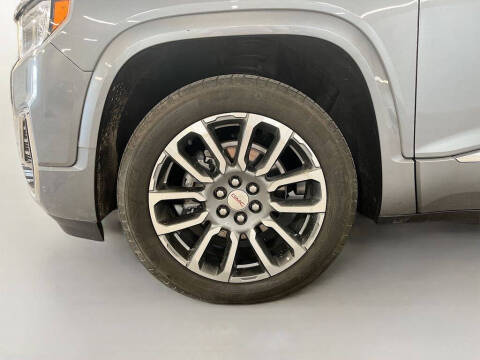 2022 GMC Acadia Denali