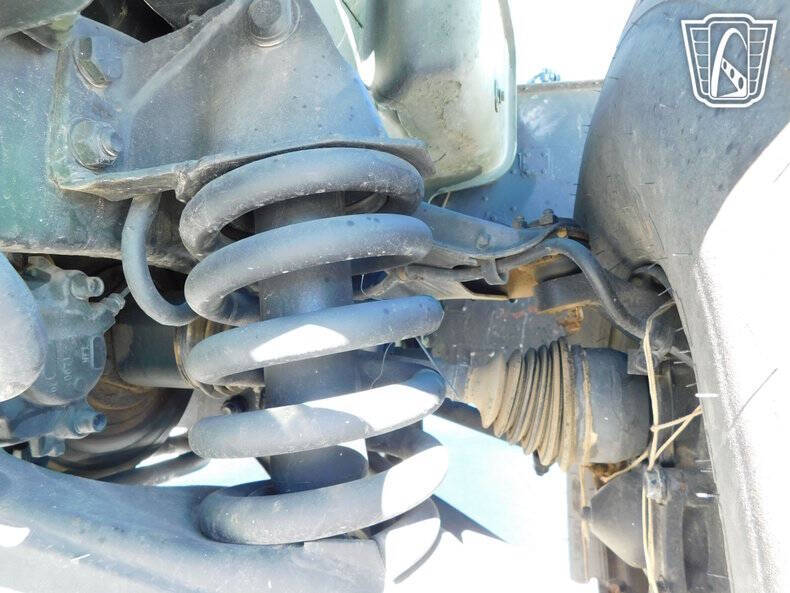 2002 AM General M1123