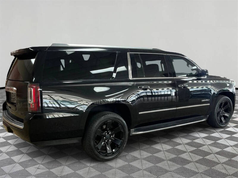 2017 GMC Yukon XL Denali