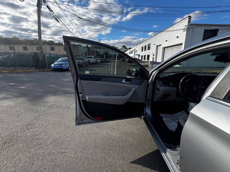 2017 Hyundai Sonata SE