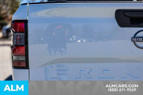 2025 Nissan Frontier SV