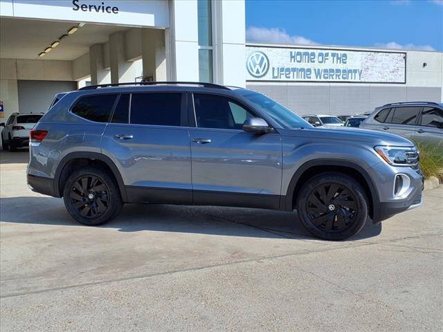 2025 Volkswagen Atlas SE