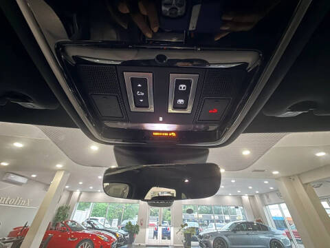 2019 Land Rover Range Rover Velar P250 R-Dynamic SE