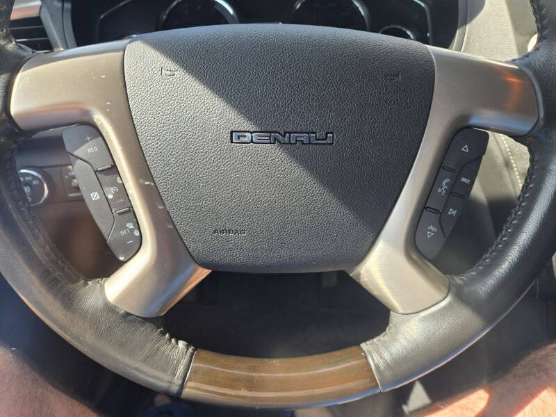 2014 GMC Acadia Denali