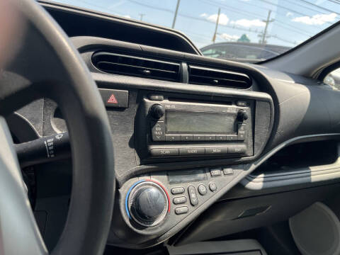 2012 Toyota Prius c Two