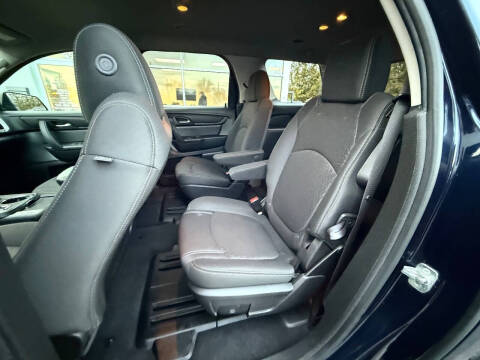 2015 GMC Acadia SLE-2