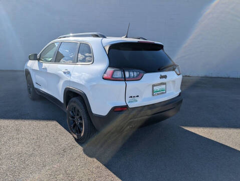 2023 Jeep Cherokee Altitude Lux