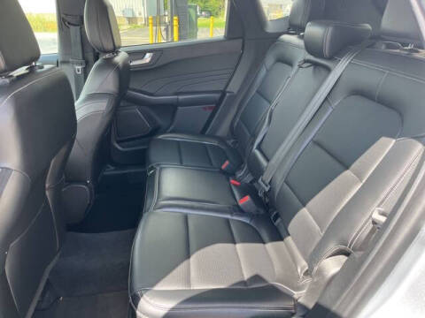 2023 Ford Escape Platinum