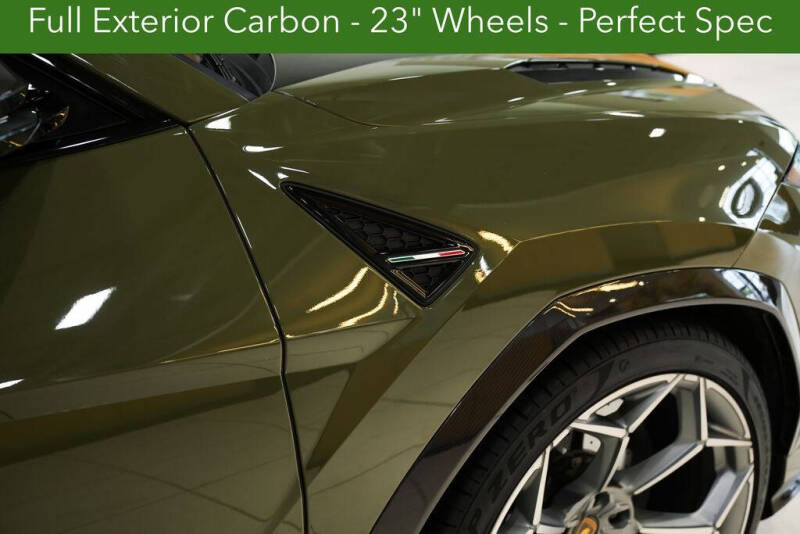 2023 Lamborghini Urus Performante