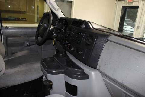 2009 Ford E-Series E-150