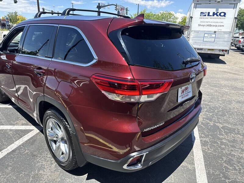 2017 Toyota Highlander