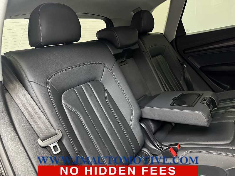 2022 Audi Q5 quattro Premium 40 TFSI