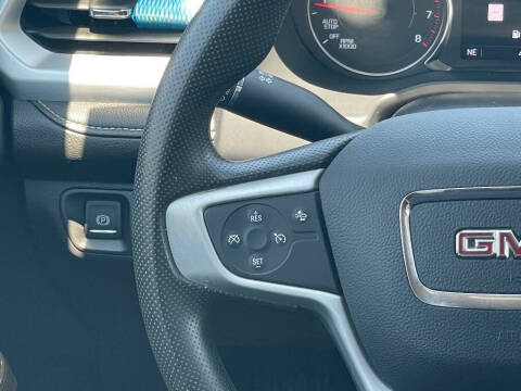 2023 GMC Acadia SLE