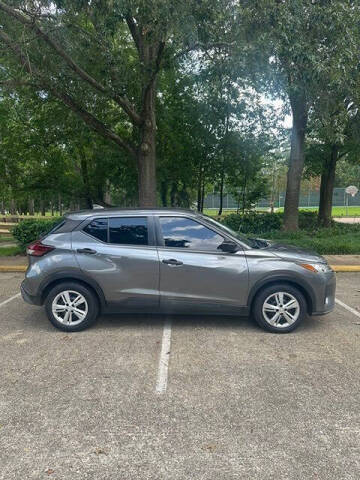 2021 Nissan Kicks S