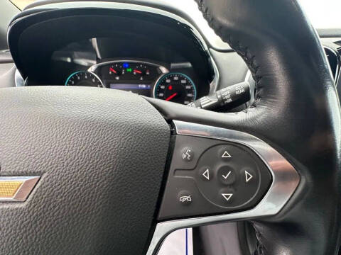 2022 Chevrolet Traverse LT Cloth