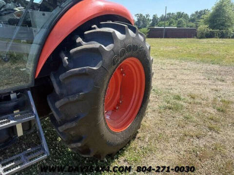 2017 Kubota M7060D 4X4 TRACTOR/LOADER