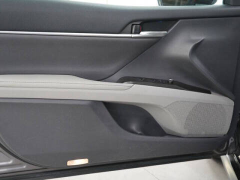 2021 Toyota Camry Hybrid XLE