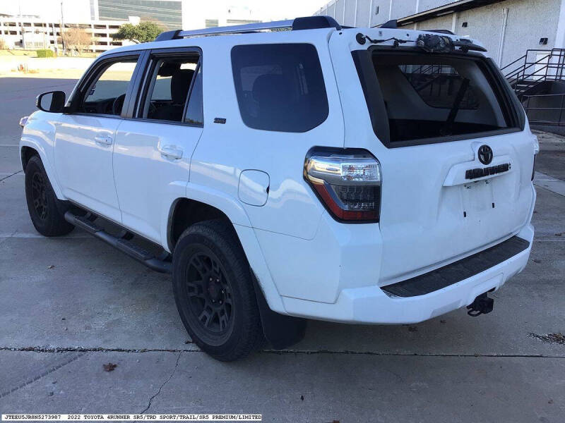 2022 Toyota 4Runner SR5