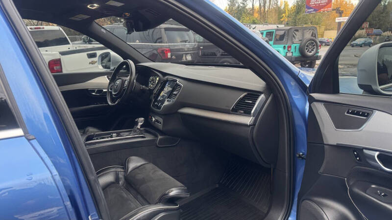 2018 Volvo XC90 T6 R-Design