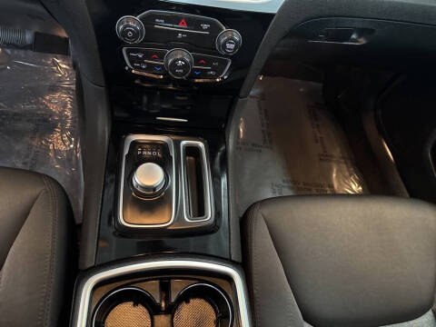 2023 Chrysler 300 Touring